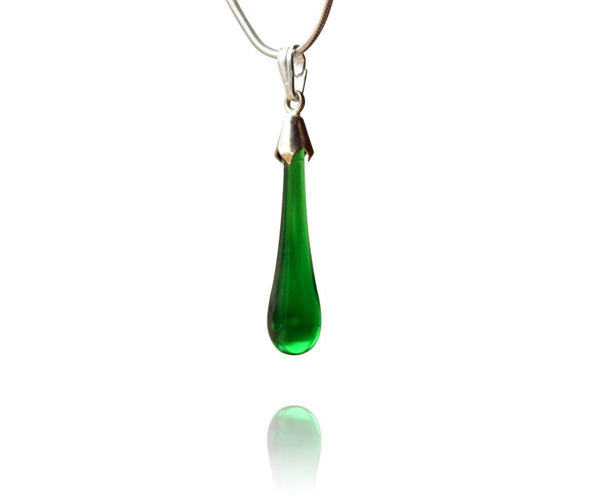 Green Glass Drop Pendant Necklace